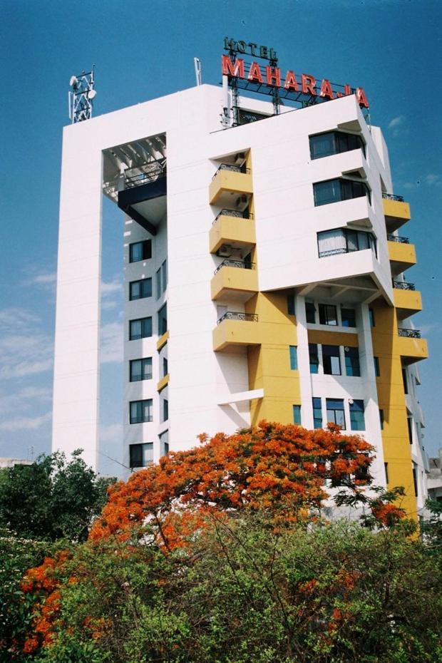Hotel Maharaja Regency Satara Zewnętrze zdjęcie