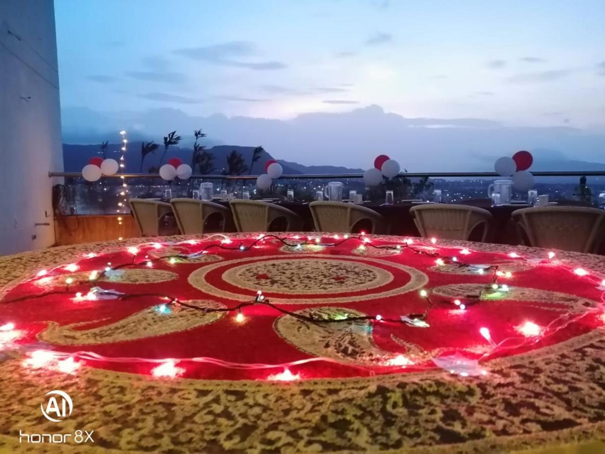 Hotel Maharaja Regency Satara Zewnętrze zdjęcie